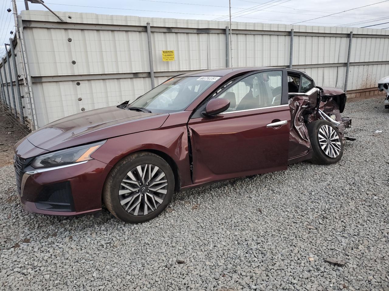 Изображение 1 2023 NISSAN ALTIMA SV 2023 с VIN 1N4BL4DV3PN316427