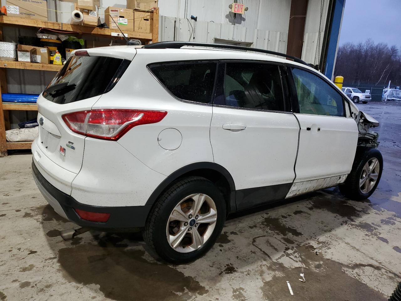 Image 3 of 2015 FORD ESCAPE SE 2015 with VIN 1FMCU9G94FUB86553