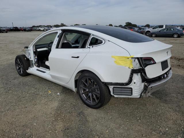 Obraz 2 z 2021 TESLA MODEL 3  2021 z VIN 5YJ3E1EB4MF999471