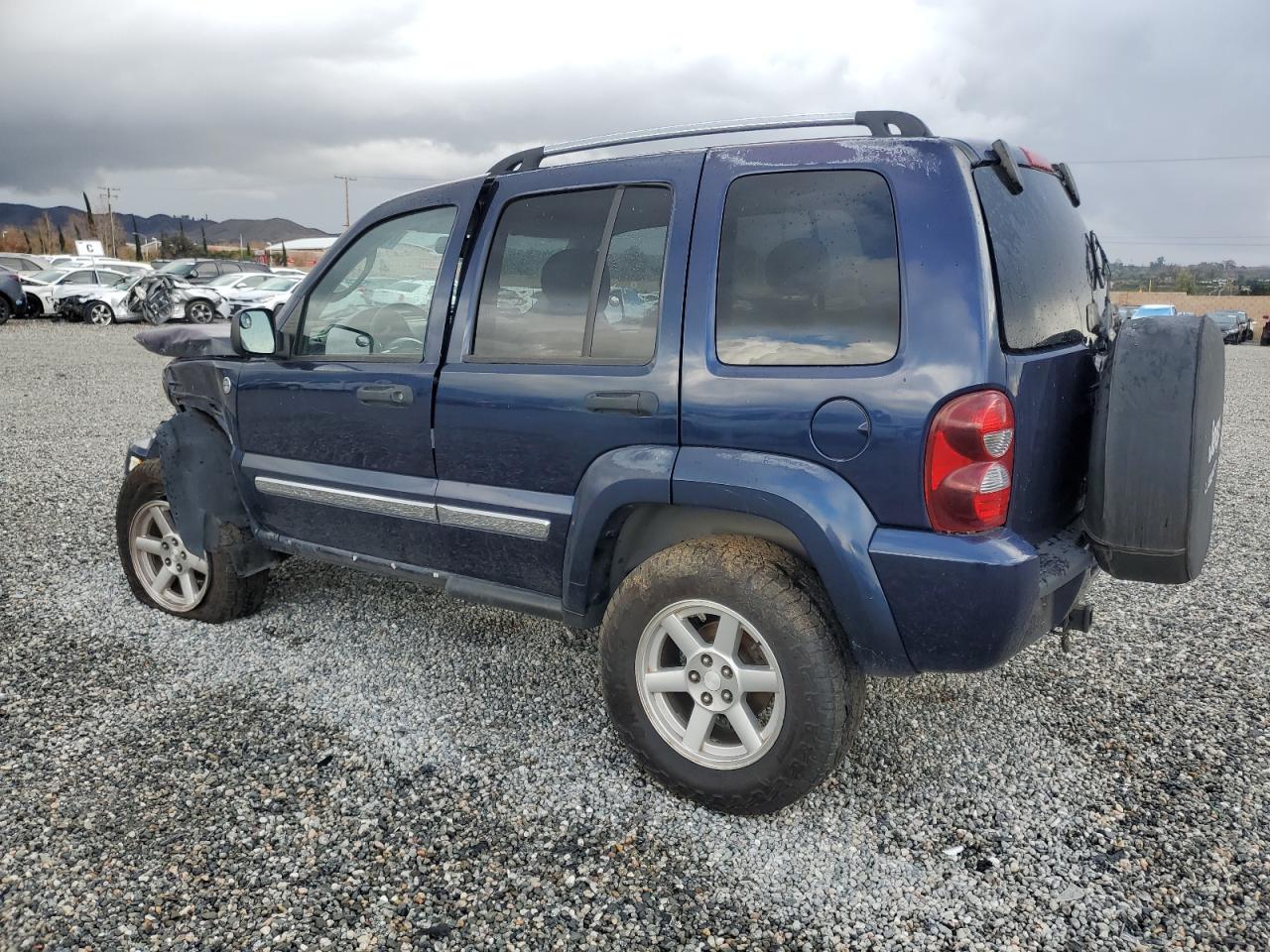 Image 2 of 2007 JEEP LIBERTY LIMITED 2007 with VIN 1J4GL58K77W640569