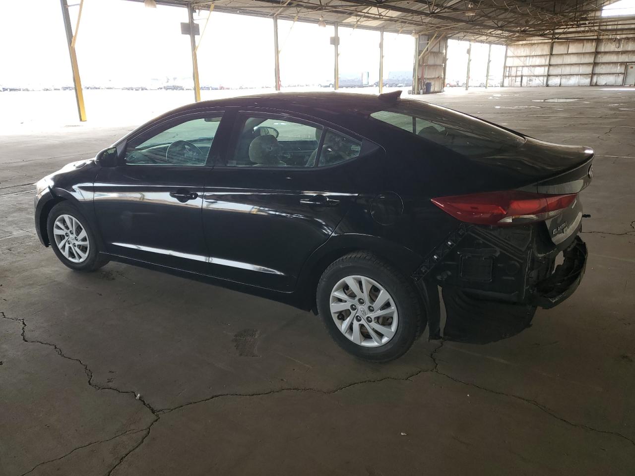 Image 2 of 2017 HYUNDAI ELANTRA SE 2017 with VIN 5NPD74LF5HH087378