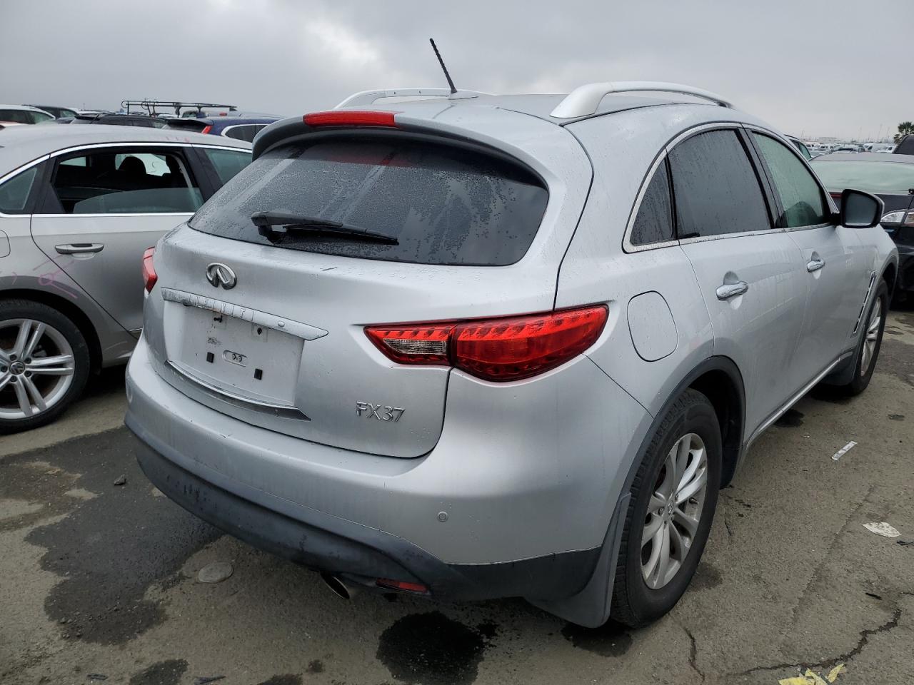 Image 3 of 2013 INFINITI FX37  2013 with VIN JN8CS1MW8DM174199