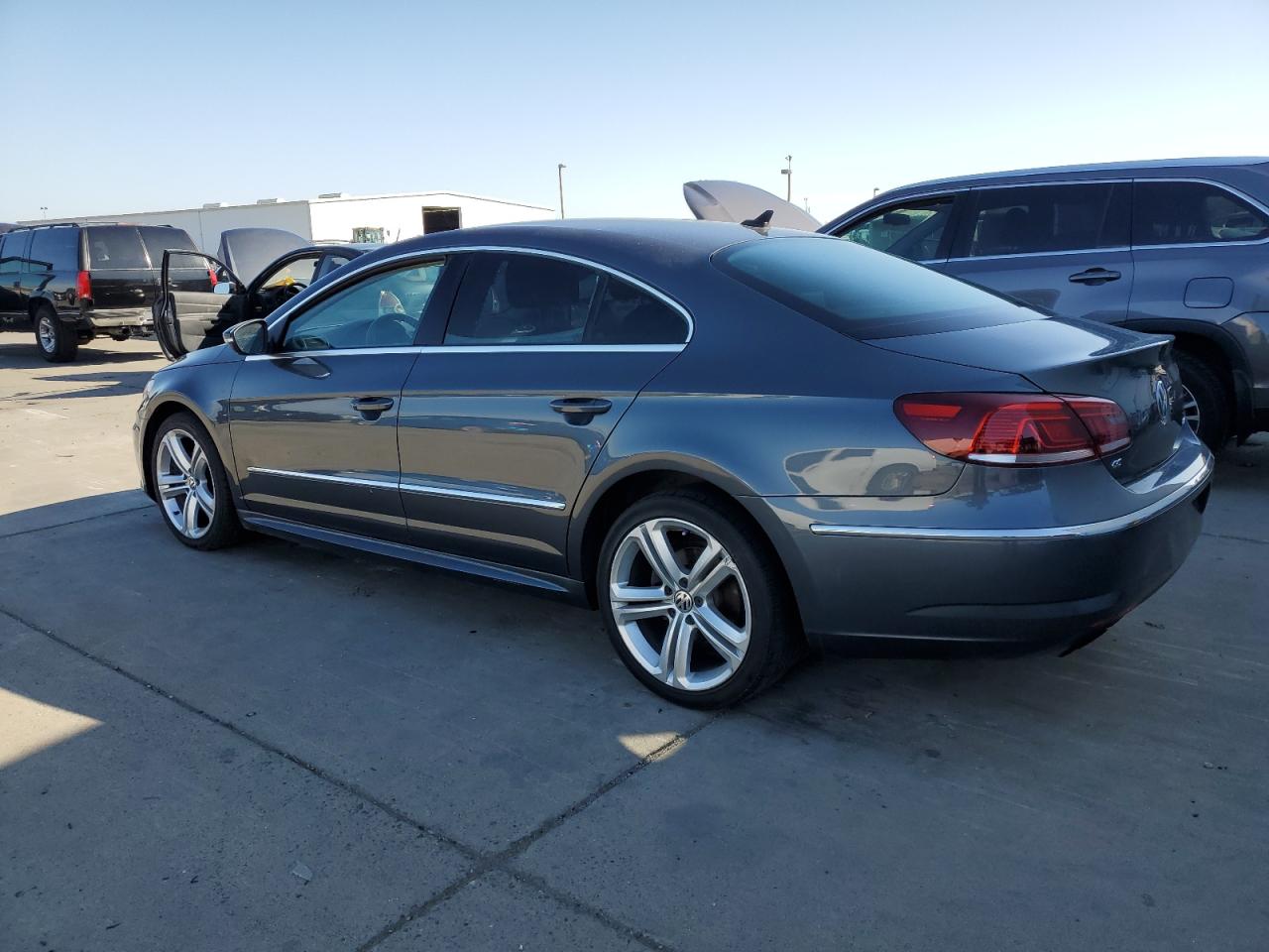Obraz 2 z Volkswagen Cc Sport 2013 z VIN WVWAP7AN2DE561814