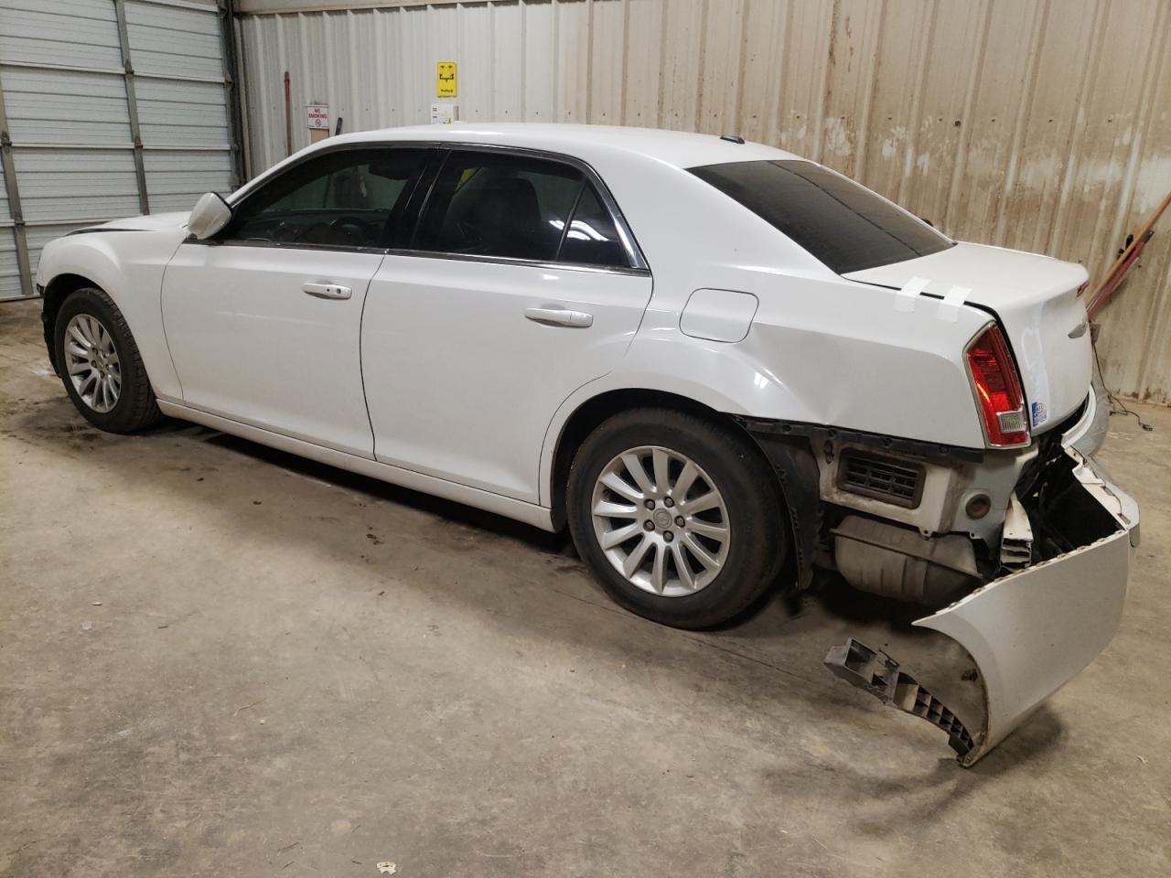 Изображение 2 2014 CHRYSLER 300  2014 с VIN 2C3CCAAG6EH138509