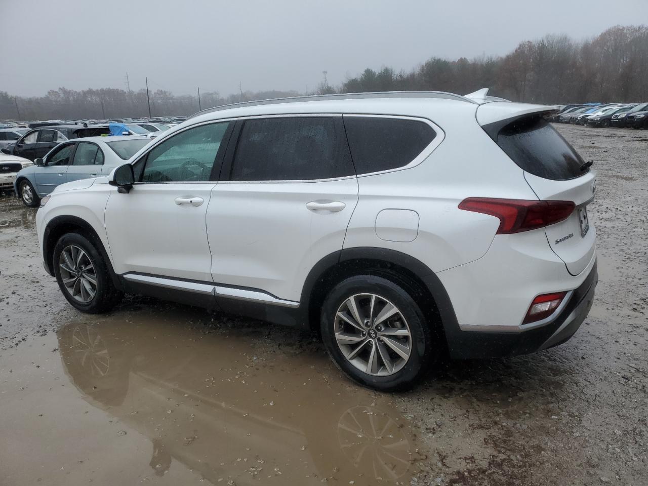 Image 2 of 2020 HYUNDAI SANTA FE SEL 2020 with VIN 5NMS33AD5LH197979