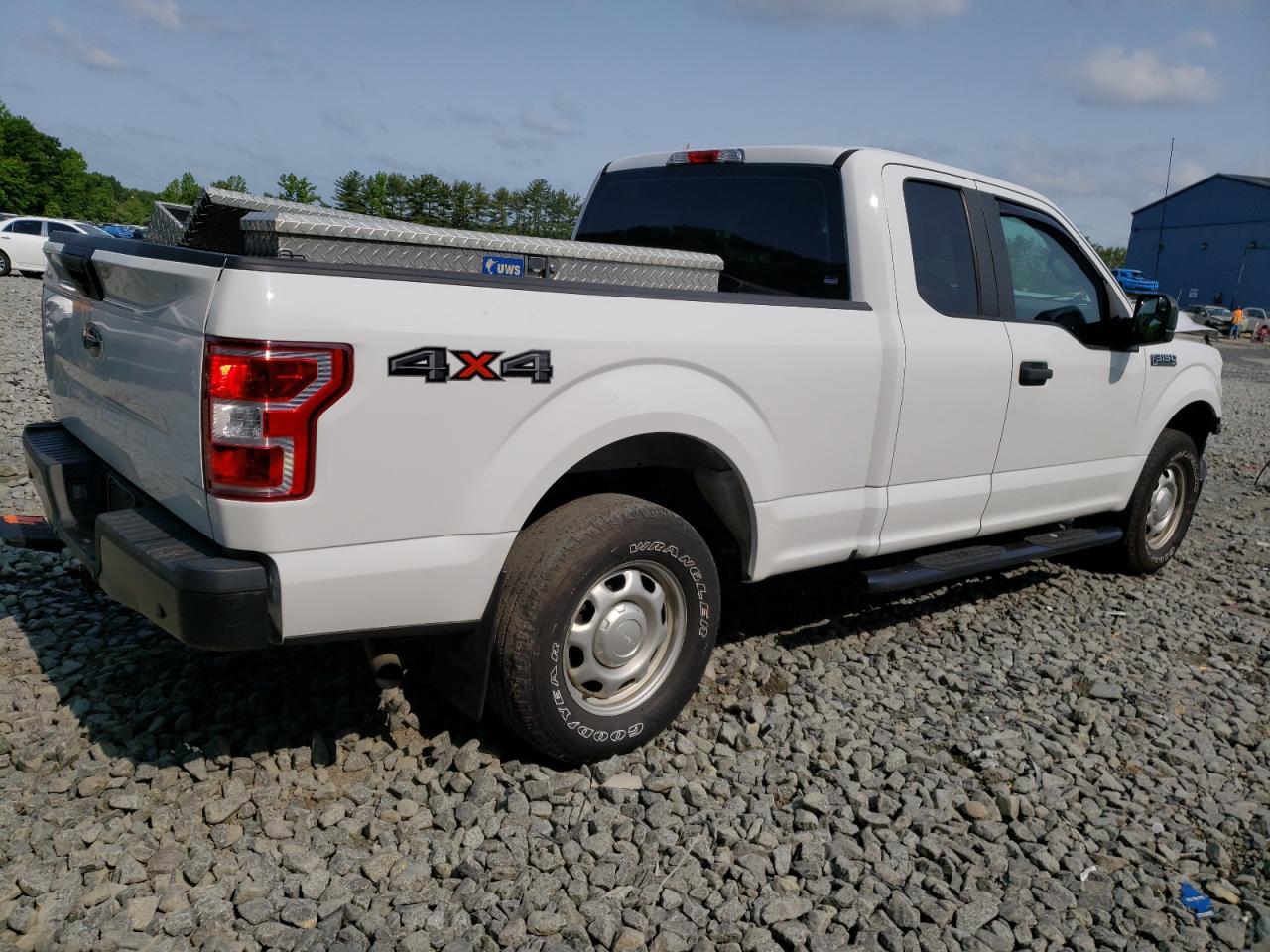 Obraz 3 z 2018 FORD F150 SUPER CAB 2018 z VIN 1FTEX1EB8JFC55897