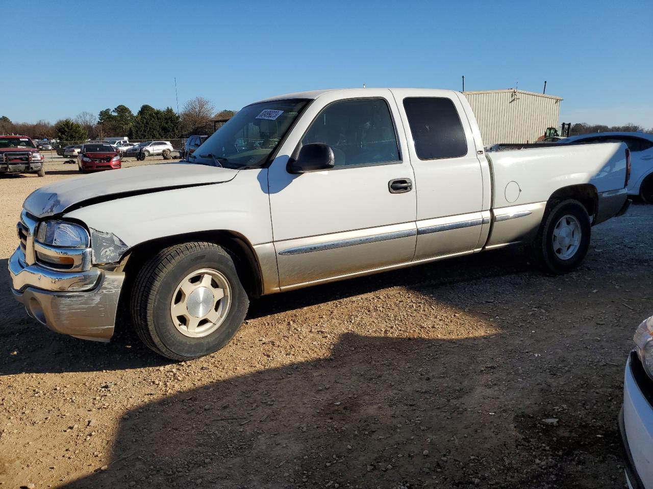 Image 1 of 2004 GMC NEW SIERRA C1500 2004 with VIN 2GTEC19VX41107519