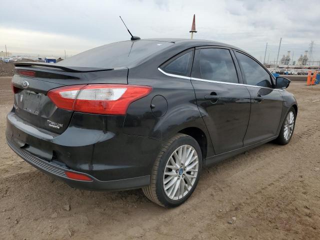 Obraz 3 z 2013 FORD FOCUS TITANIUM 2013 z VIN 1FADP3J23DL220645