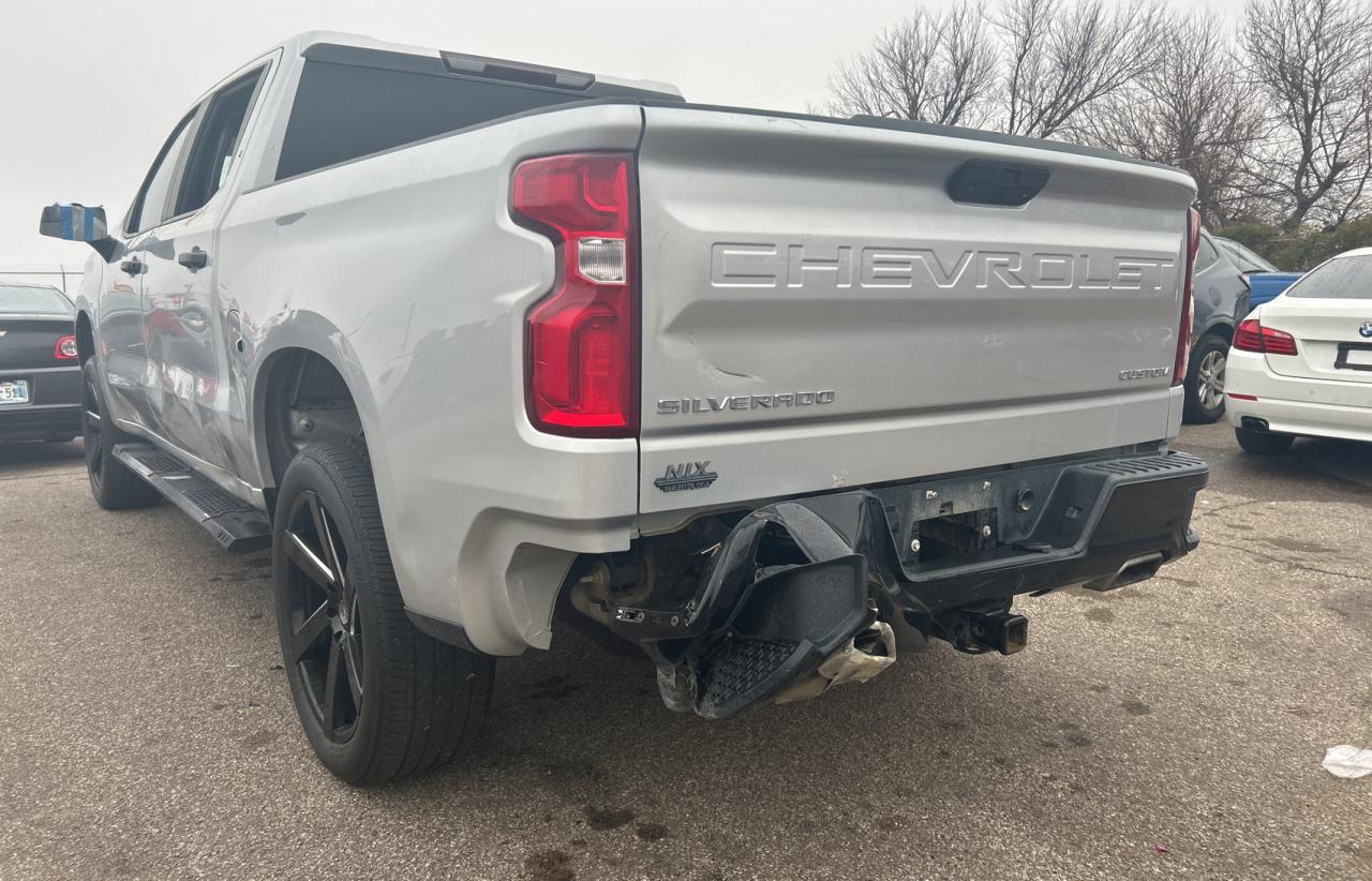 Image 3 of 2019 CHEVROLET SILVERADO K1500 TRAIL BOSS CUSTOM 2019 with VIN 1GCPYCEF2KZ354087