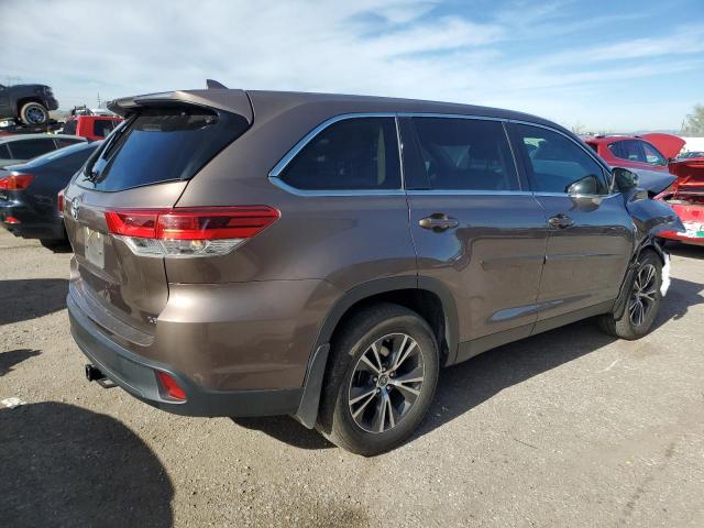 Изображение 3 2019 TOYOTA HIGHLANDER LE 2019 с VIN 5TDZZRFH7KS289196