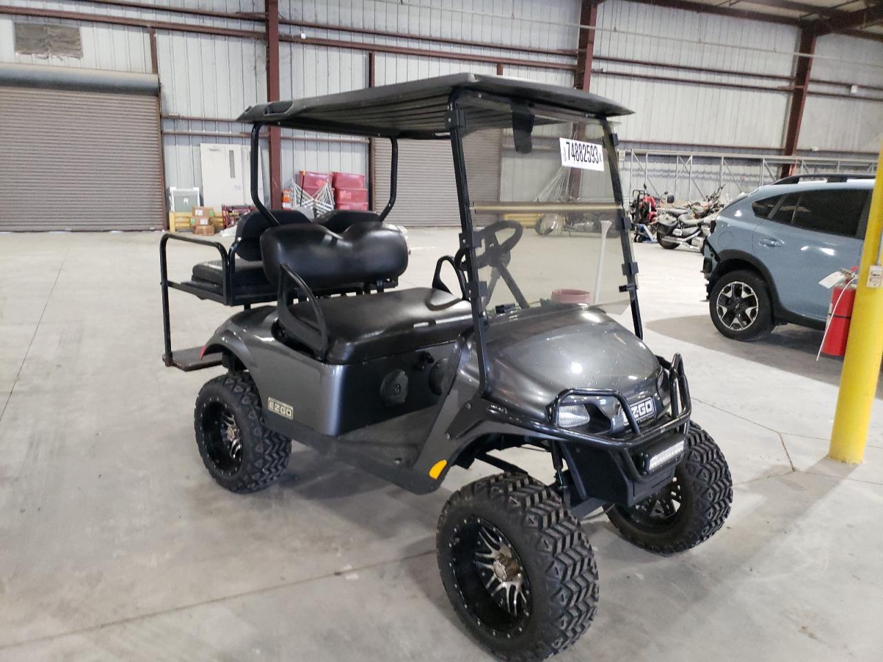 2018 EZGO GOLF CART 2018 image