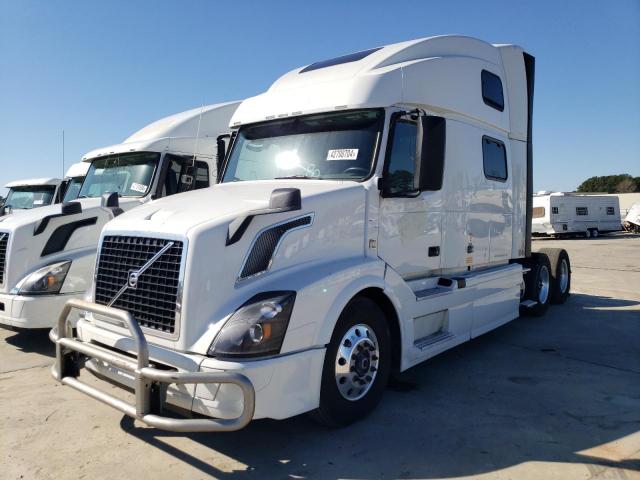 Изображение 2 2018 VOLVO VN VNL 2018 с VIN 4V4NC9EH8JN896217