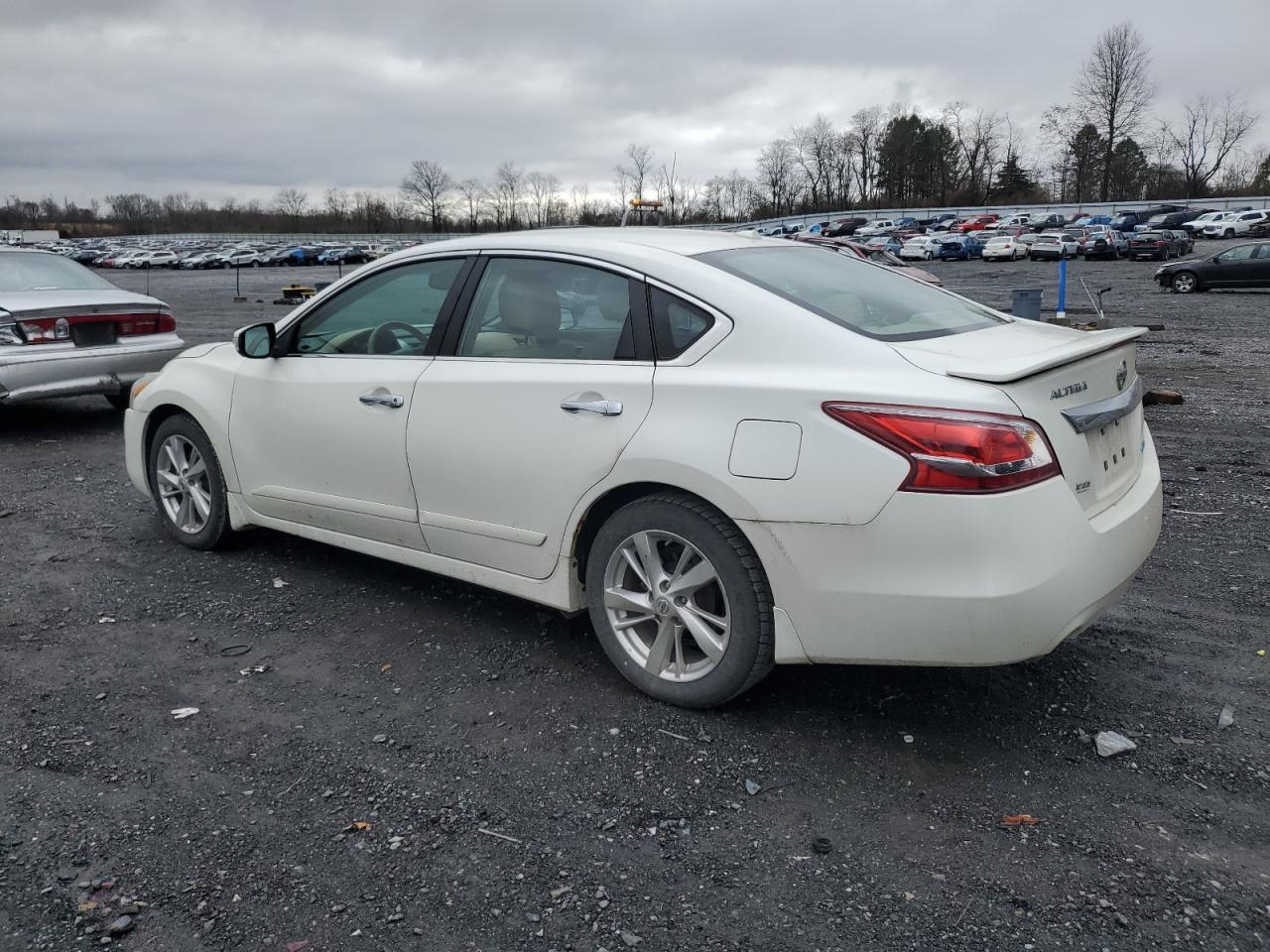 Изображение 2 2013 NISSAN ALTIMA 2.5 2013 с VIN 1N4AL3AP2DC127111