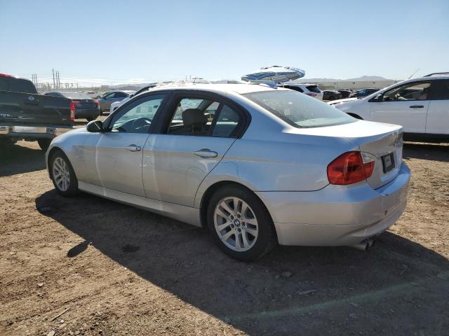 Obraz 2 z 2007 BMW 328 I 2007 z VIN WBAVA33527PG50753