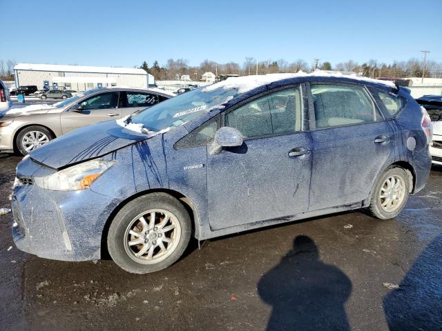 Image 1 of 2015 TOYOTA PRIUS V  2015 with VIN JTDZN3EU4FJ027808