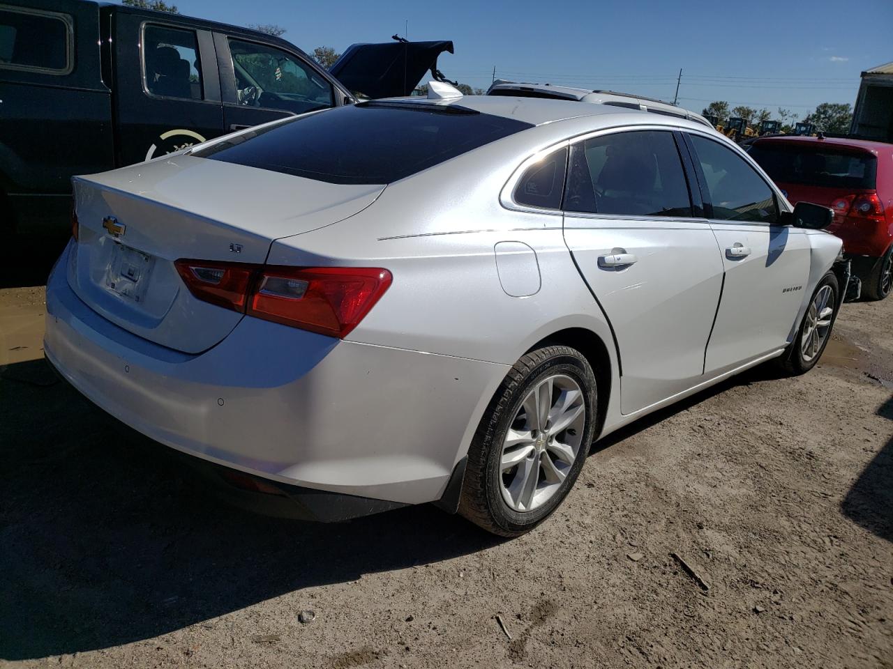 Image 3 of 2016 CHEVROLET MALIBU LT 2016 with VIN 1G1ZE5ST6GF202046