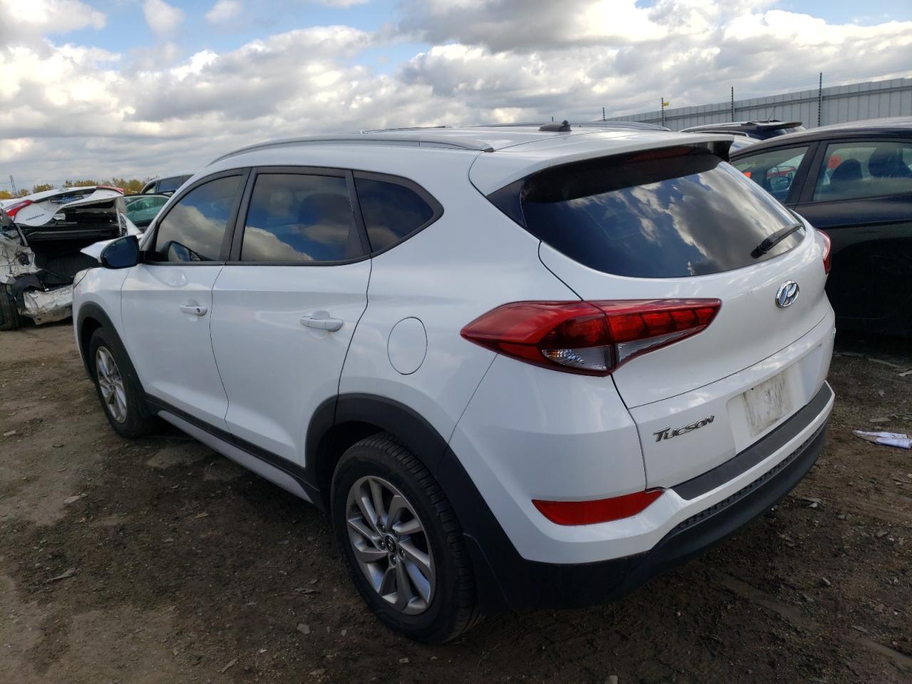 Image 2 of 2017 HYUNDAI TUCSON LIMITED 2017 with VIN KM8J3CA49HU392538