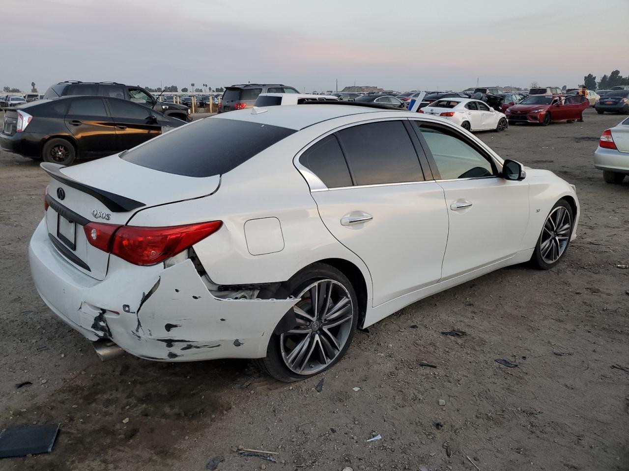 Obraz 3 z 2014 INFINITI Q50 BASE 2014 z VIN JN1BV7APXEM692608