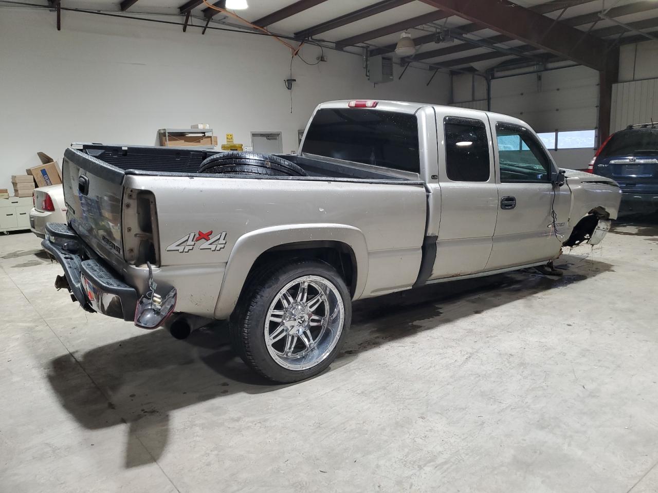 Изображение 3 2003 CHEVROLET SILVERADO K2500 HEAVY DUTY 2003 с VIN 1GCHK29193E141757