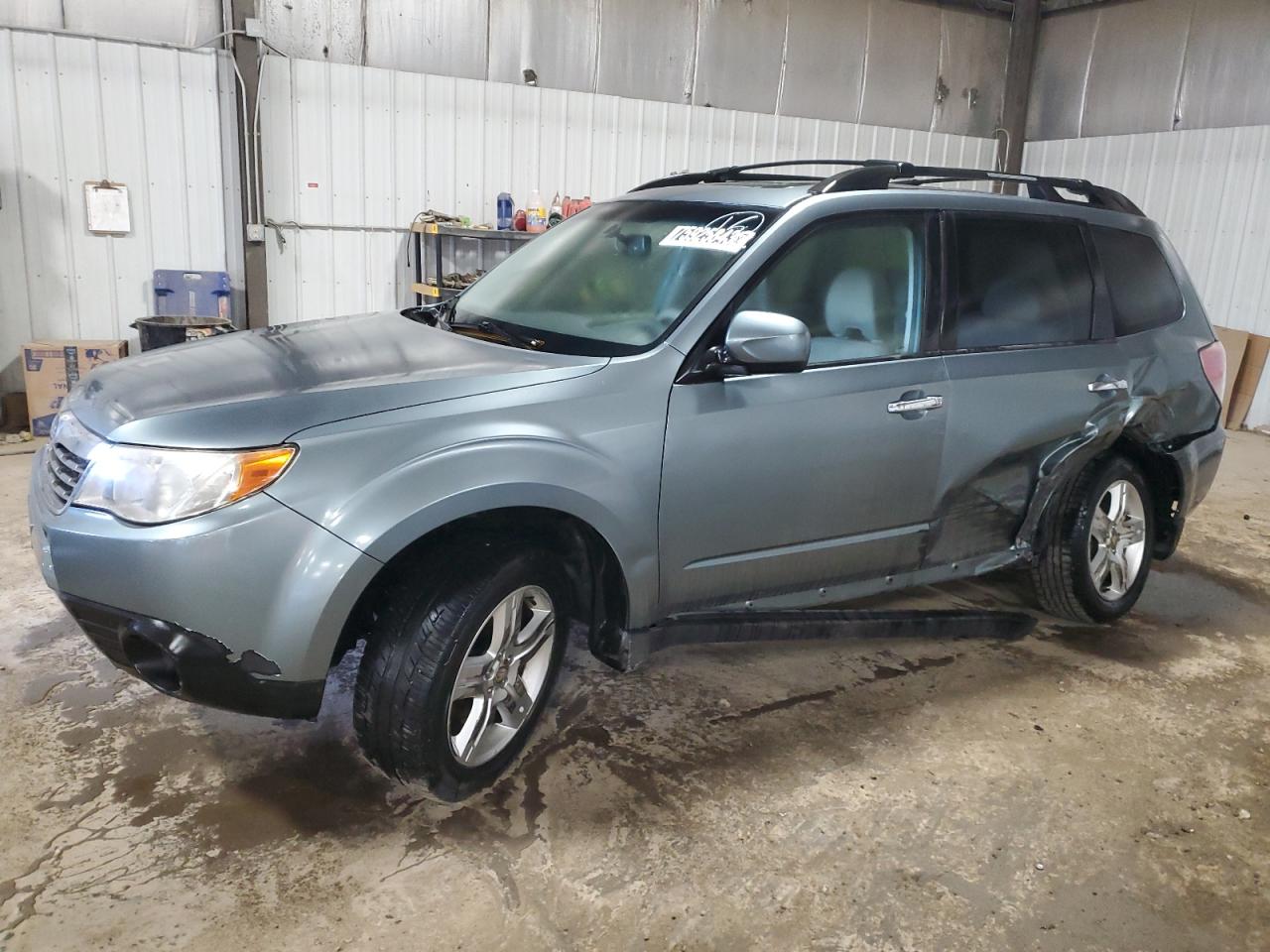 Image 1 of 2010 SUBARU FORESTER 2.5X PREMIUM 2010 with VIN JF2SH6CC4AG784994