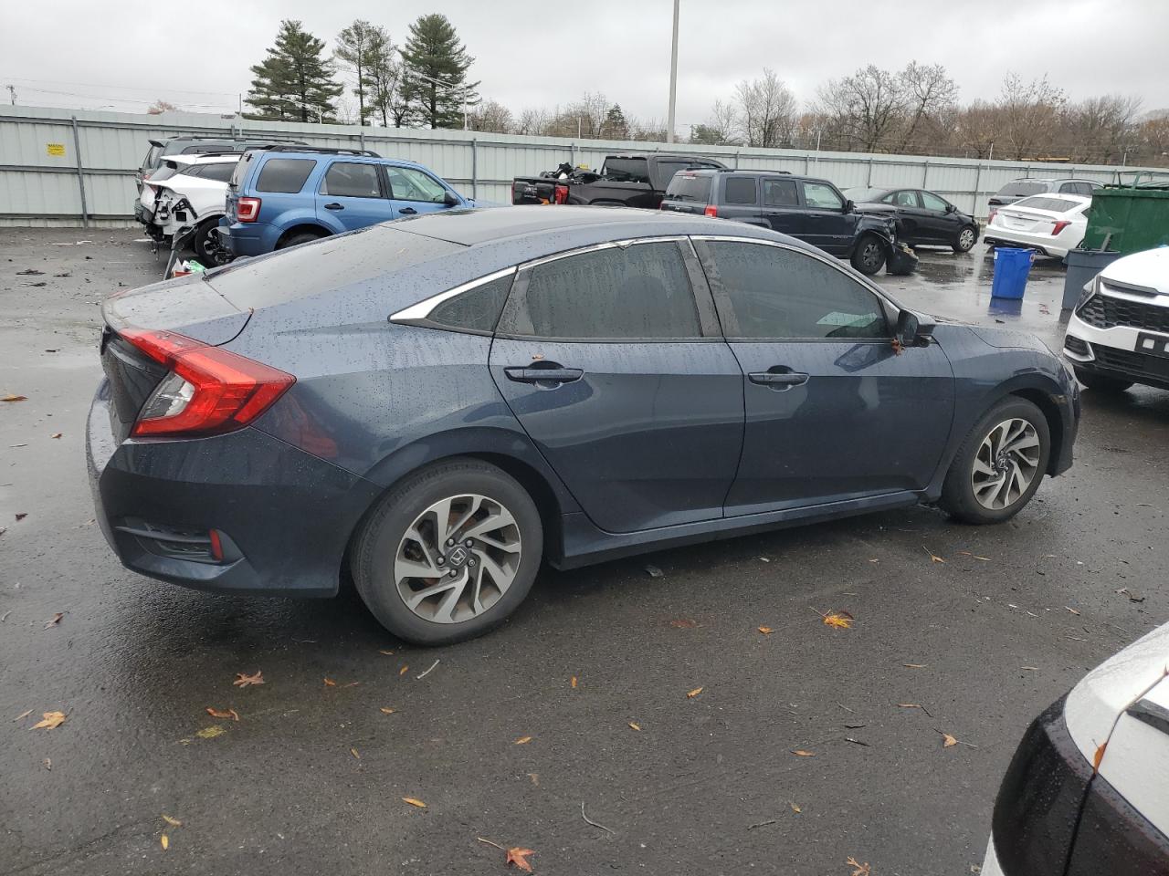 Image 3 of 2016 HONDA CIVIC EX 2016 with VIN 19XFC2F70GE208804