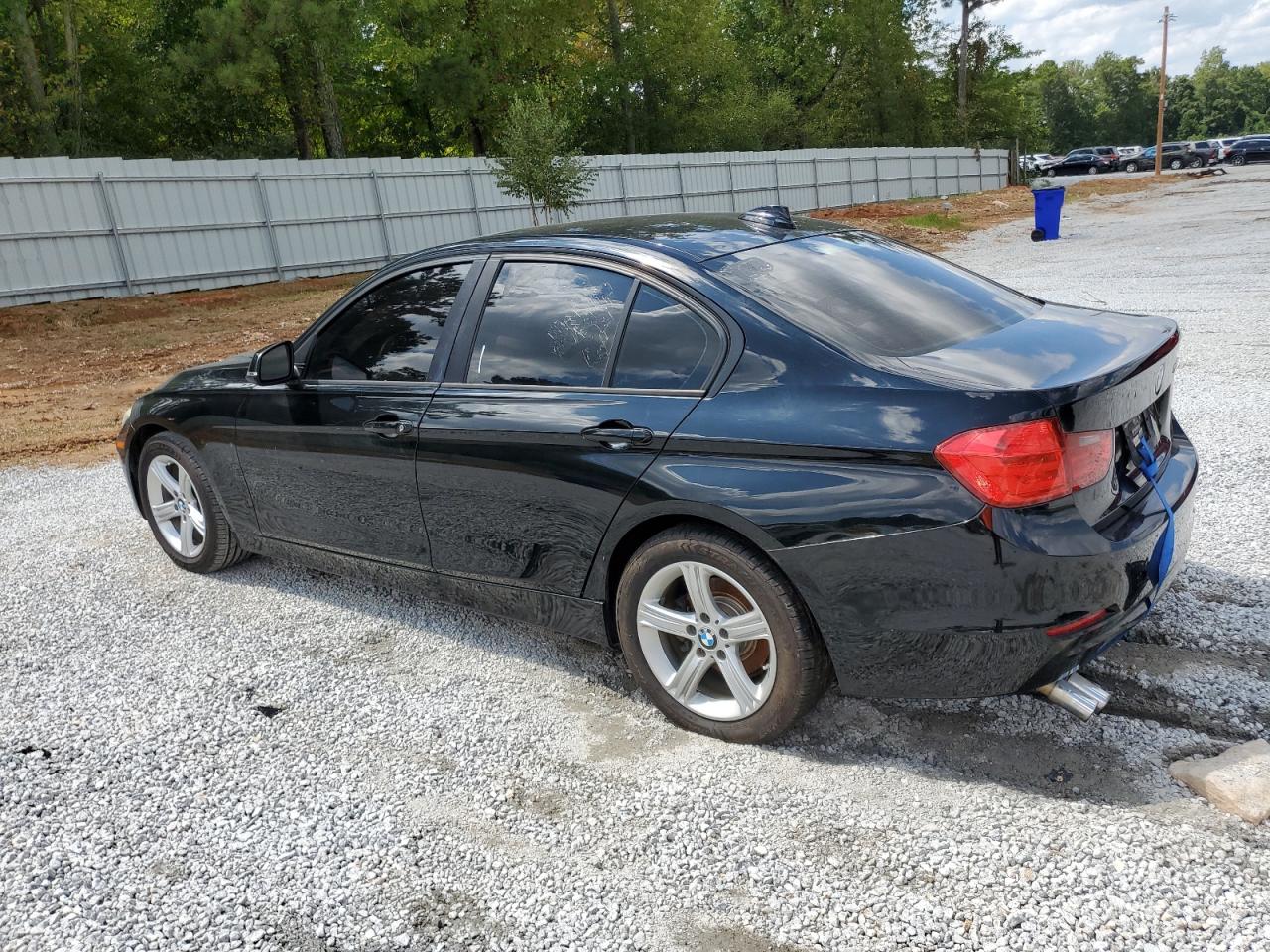 Image 2 of Bmw 328 I 2012 with VIN WBA3A5G59CNP17235
