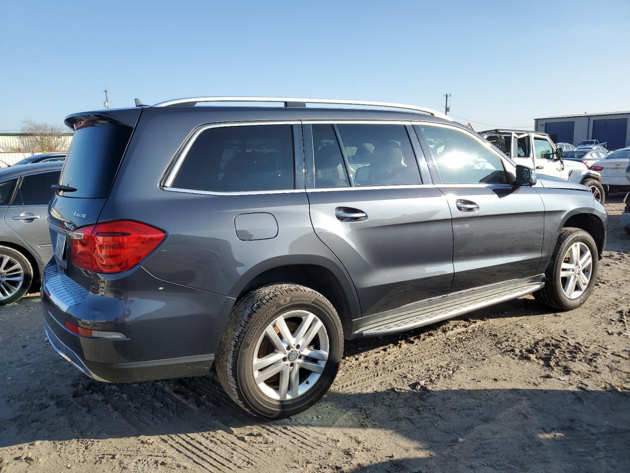 Image 3 of 2015 MERCEDES-BENZ GL 450 4MATIC 2015 with VIN 4JGDF6EE2FA479298