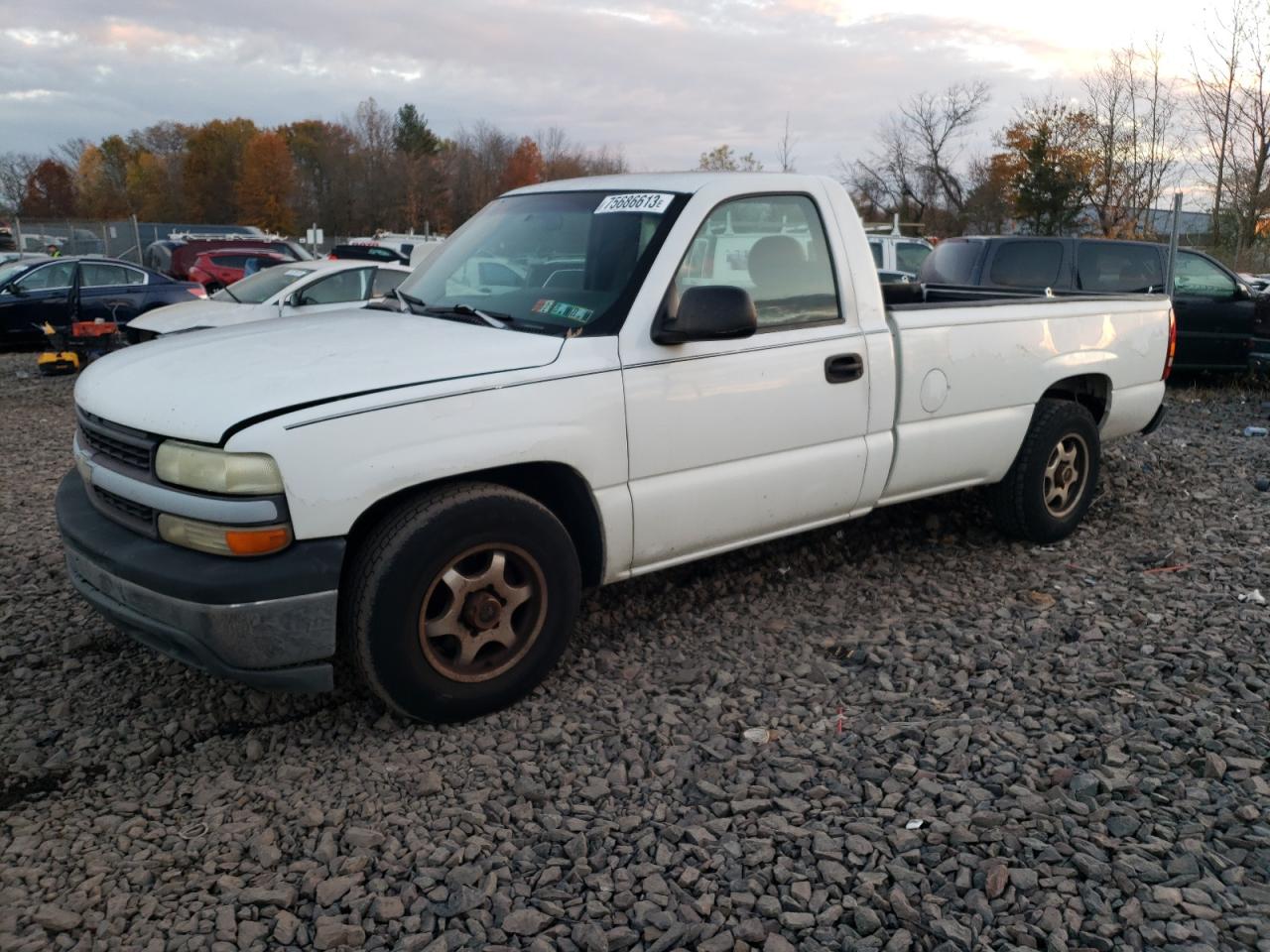 Obraz 1 z 2000 CHEVROLET SILVERADO C1500 2000 z VIN 1GCEC14V8YE196440