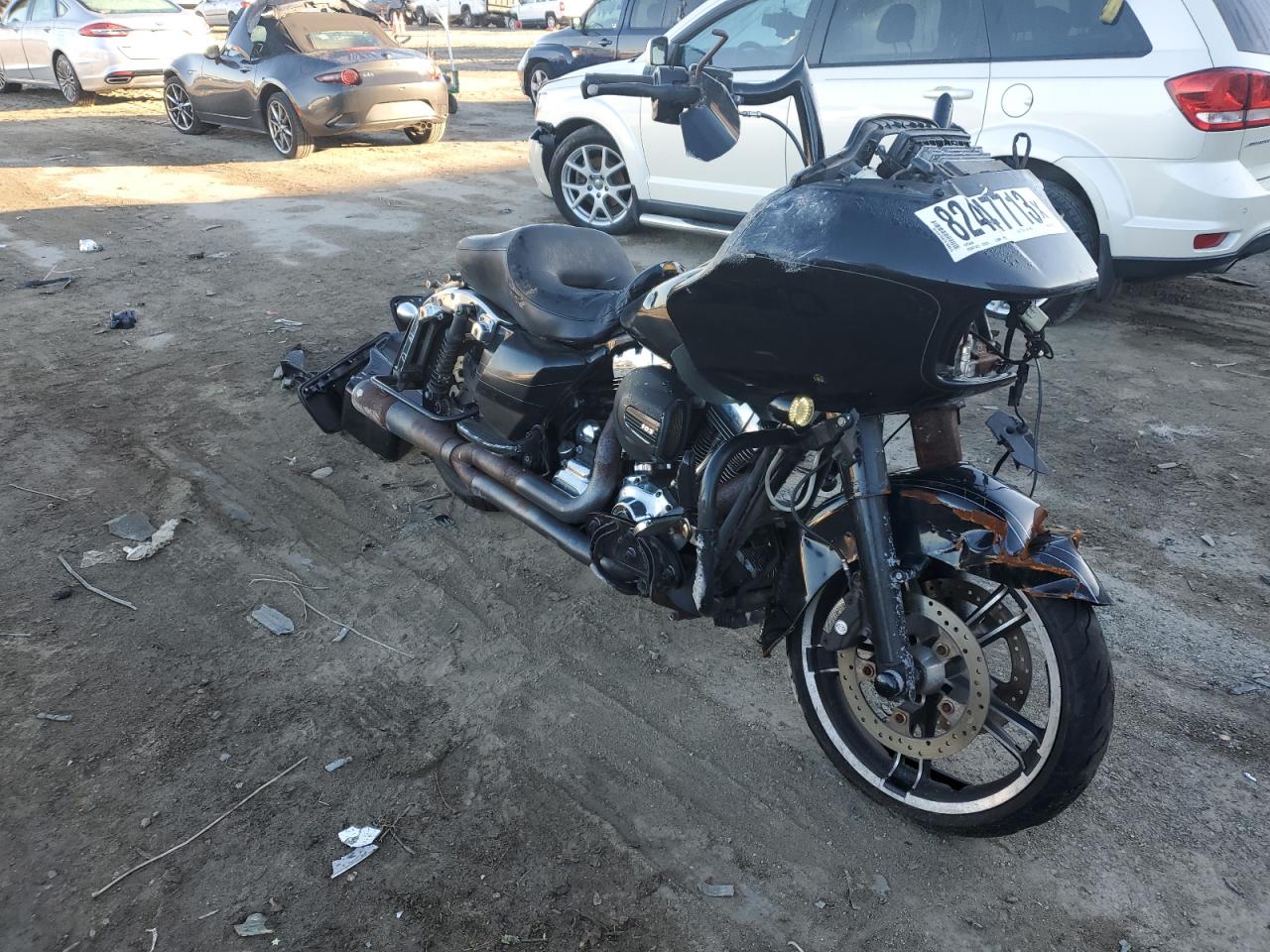 Изображение 1 2015 HARLEY-DAVIDSON FLTRXS ROAD GLIDE SPECIAL 2015 с VIN 1HD1KTM14FB612197
