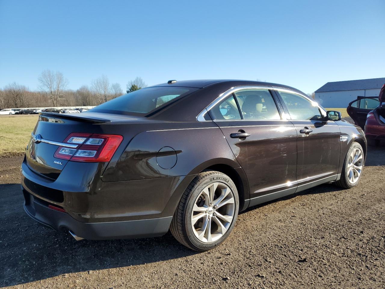 Image 3 of 2013 FORD TAURUS SEL 2013 with VIN 1FAHP2E8XDG161029