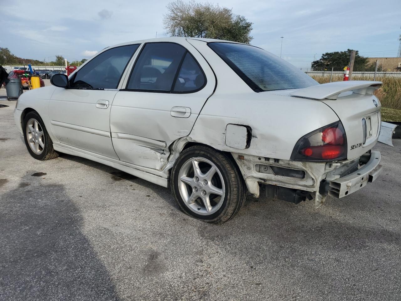 Изображение 2 2000 NISSAN SENTRA BASE 2000 с VIN 3N1CB51D1YL349983