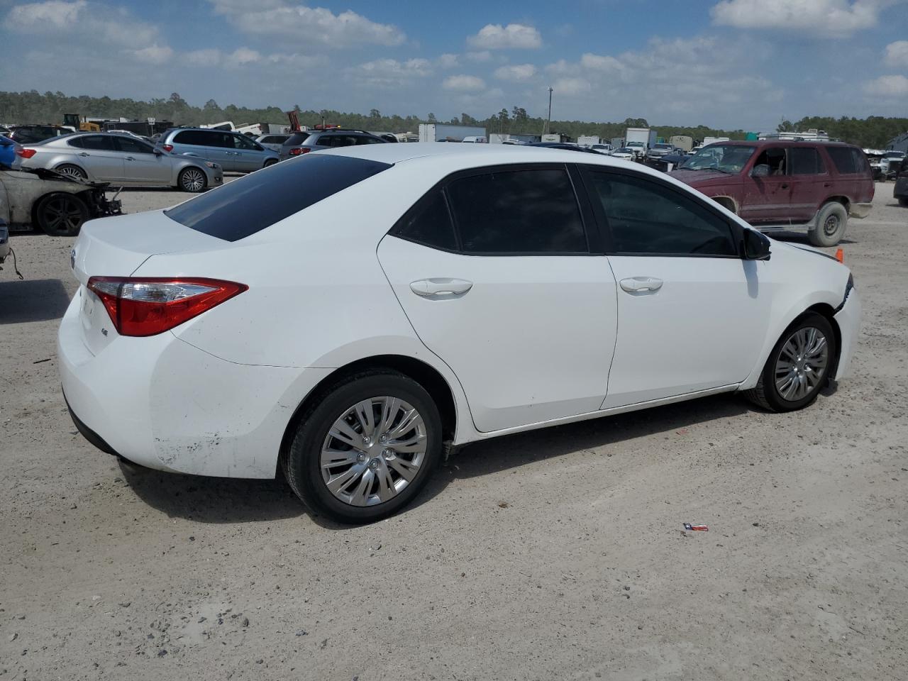Image 3 of 2016 TOYOTA COROLLA L 2016 with VIN 2T1BURHE5GC669771