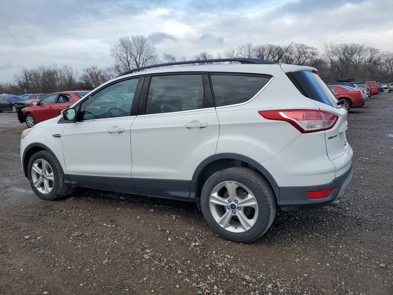 Image 2 of 2014 FORD ESCAPE SE 2014 with VIN 1FMCU0GX9EUB98156