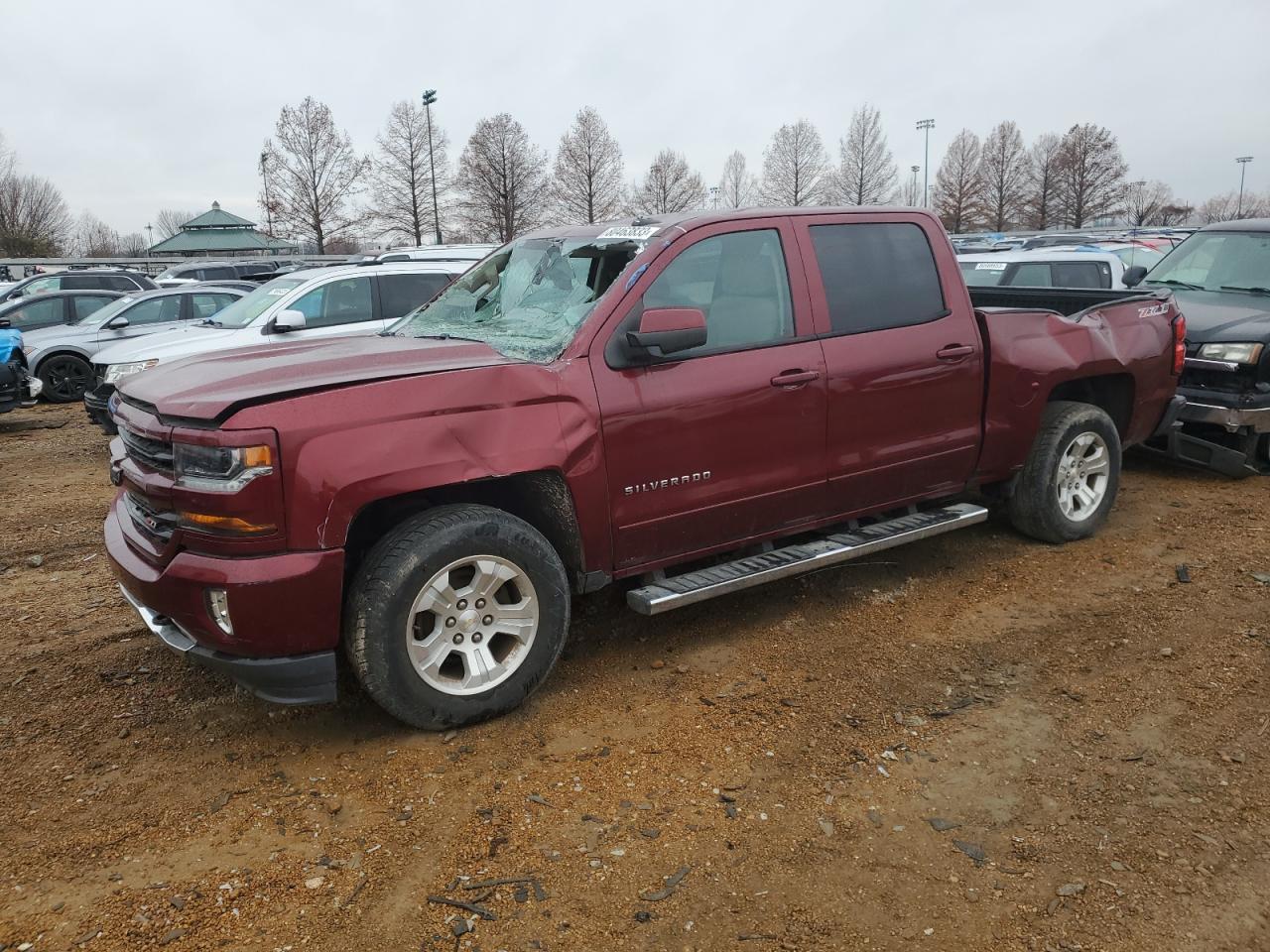 Изображение 1 2017 CHEVROLET SILVERADO K1500 LT 2017 с VIN 3GCUKREC4HG182117