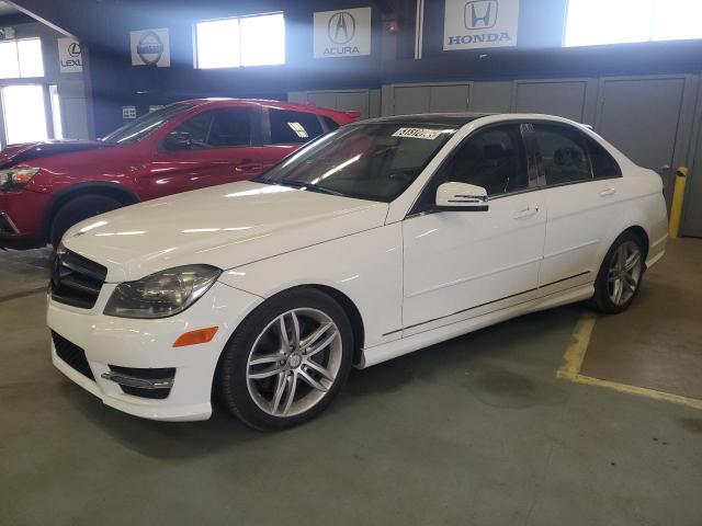 Obraz 1 z 2013 MERCEDES-BENZ C 300 4MATIC 2013 z VIN WDDGF8AB8DG121129