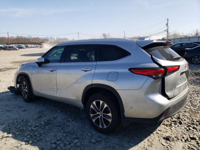 Obraz 2 z 2022 TOYOTA HIGHLANDER XLE 2022 z VIN 5TDGZRBH9NS173709