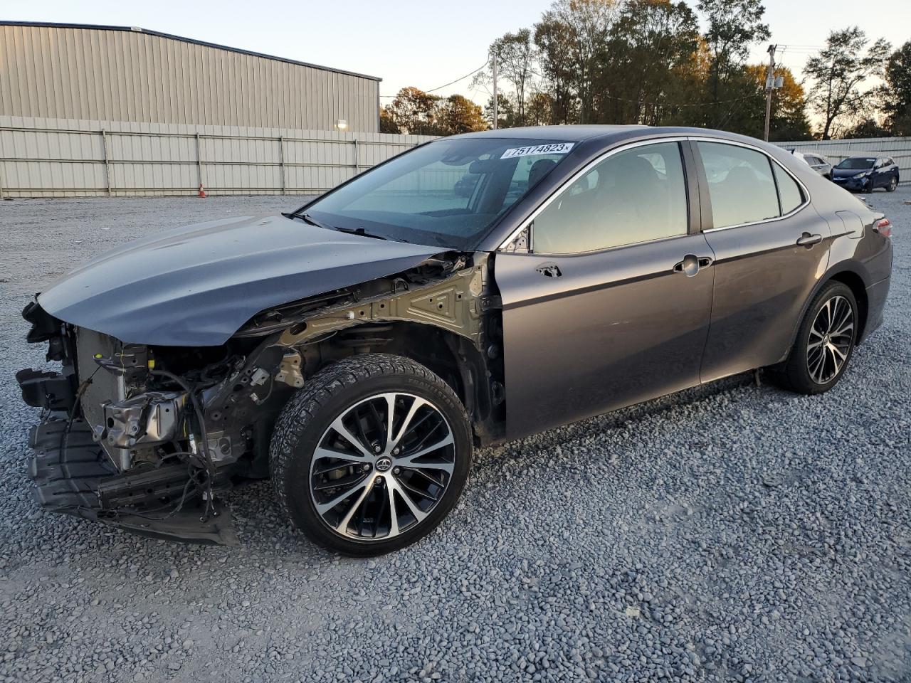 Изображение 1 2019 TOYOTA CAMRY L 2019 с VIN 4T1B11HK1KU255961