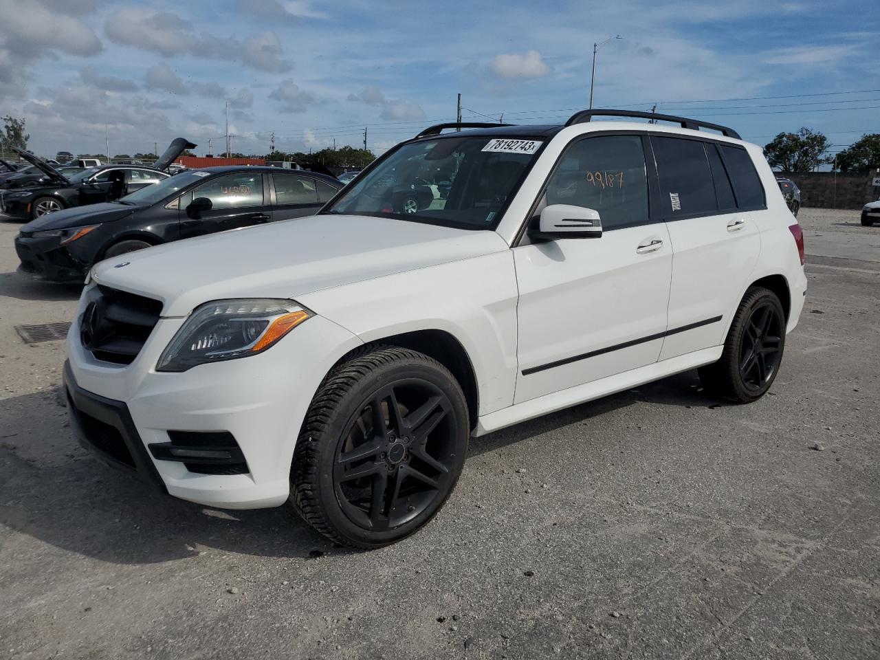 Image 1 of 2015 MERCEDES-BENZ GLK 350 4MATIC 2015 with VIN WDCGG8JB2FG344559