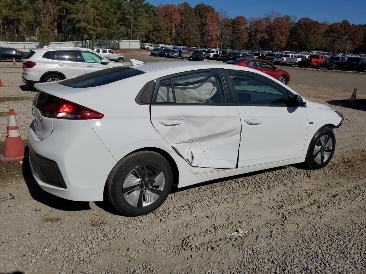 Obraz 3 z 2020 HYUNDAI IONIQ BLUE 2020 z VIN KMHC65LC6LU212702