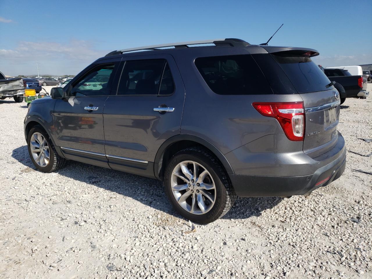 Image 2 of 2014 FORD EXPLORER LIMITED 2014 with VIN 1FM5K8F83EGB49959