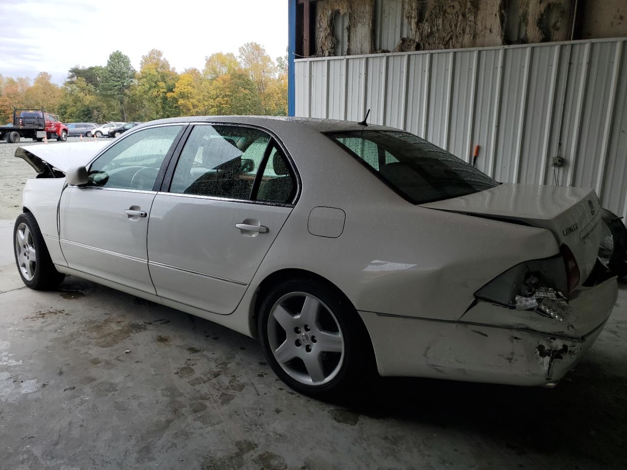 Image 2 of 2005 LEXUS LS 430 2005 with VIN JTHBN36F155027644
