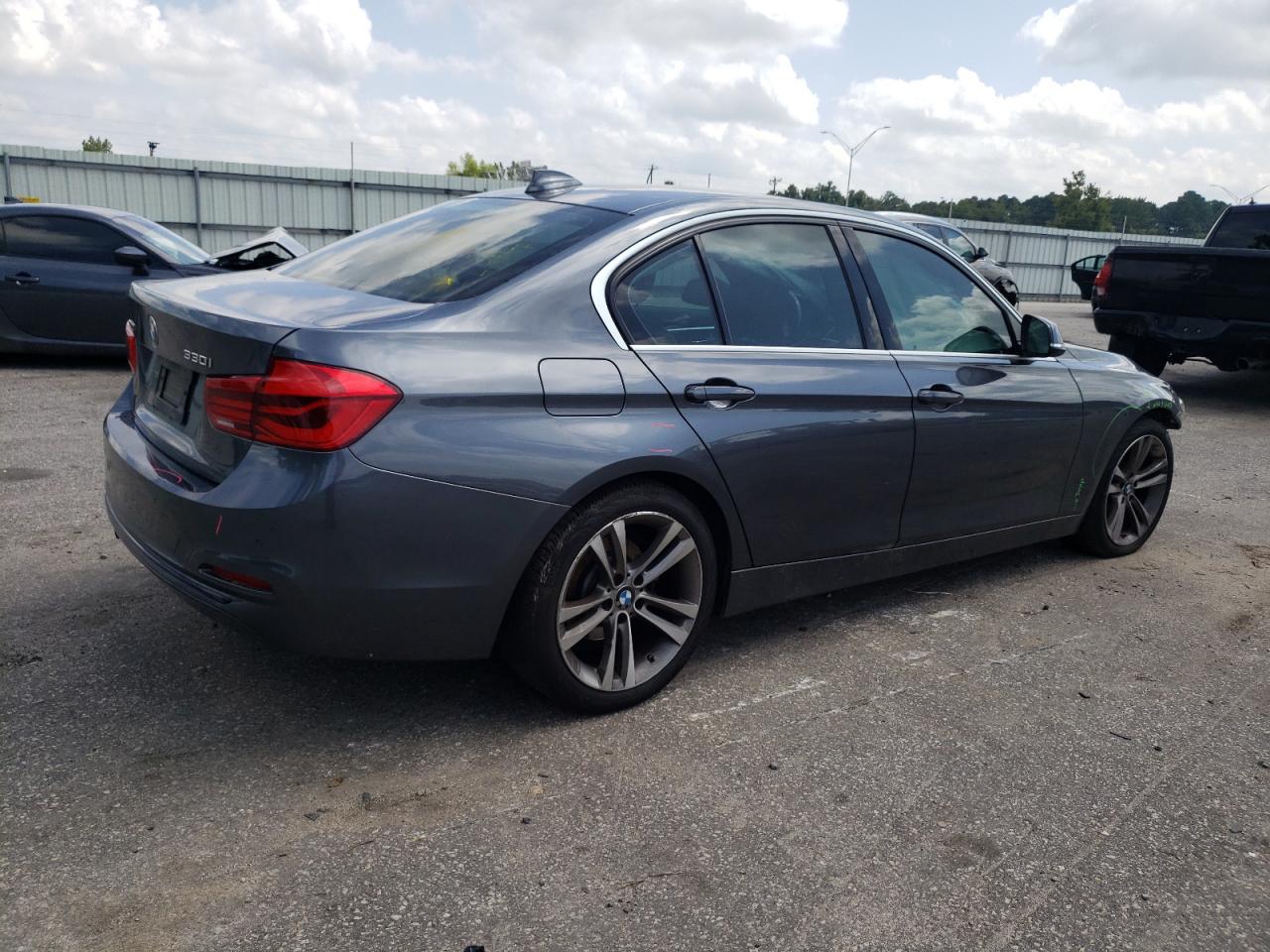 Image 3 of 2017 BMW 330 XI 2017 with VIN WBA8D9G39HNU66078