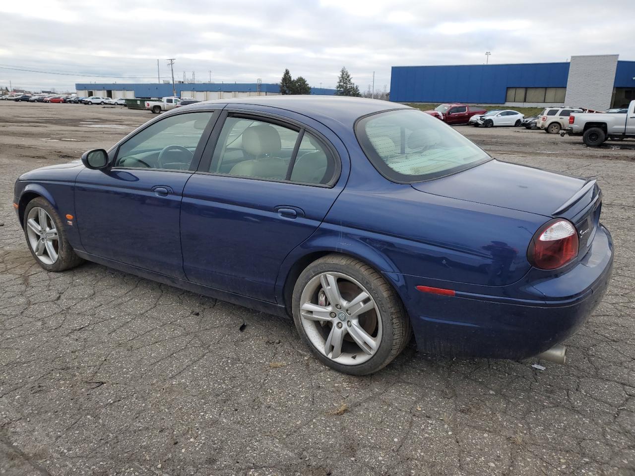 Image 2 of 2005 JAGUAR S-TYPE R 2005 with VIN SAJWA03V951N26712