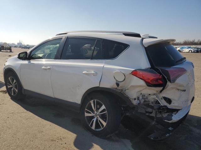 Изображение 2 2017 TOYOTA RAV4 XLE 2017 с VIN JTMWFREV7HJ143079