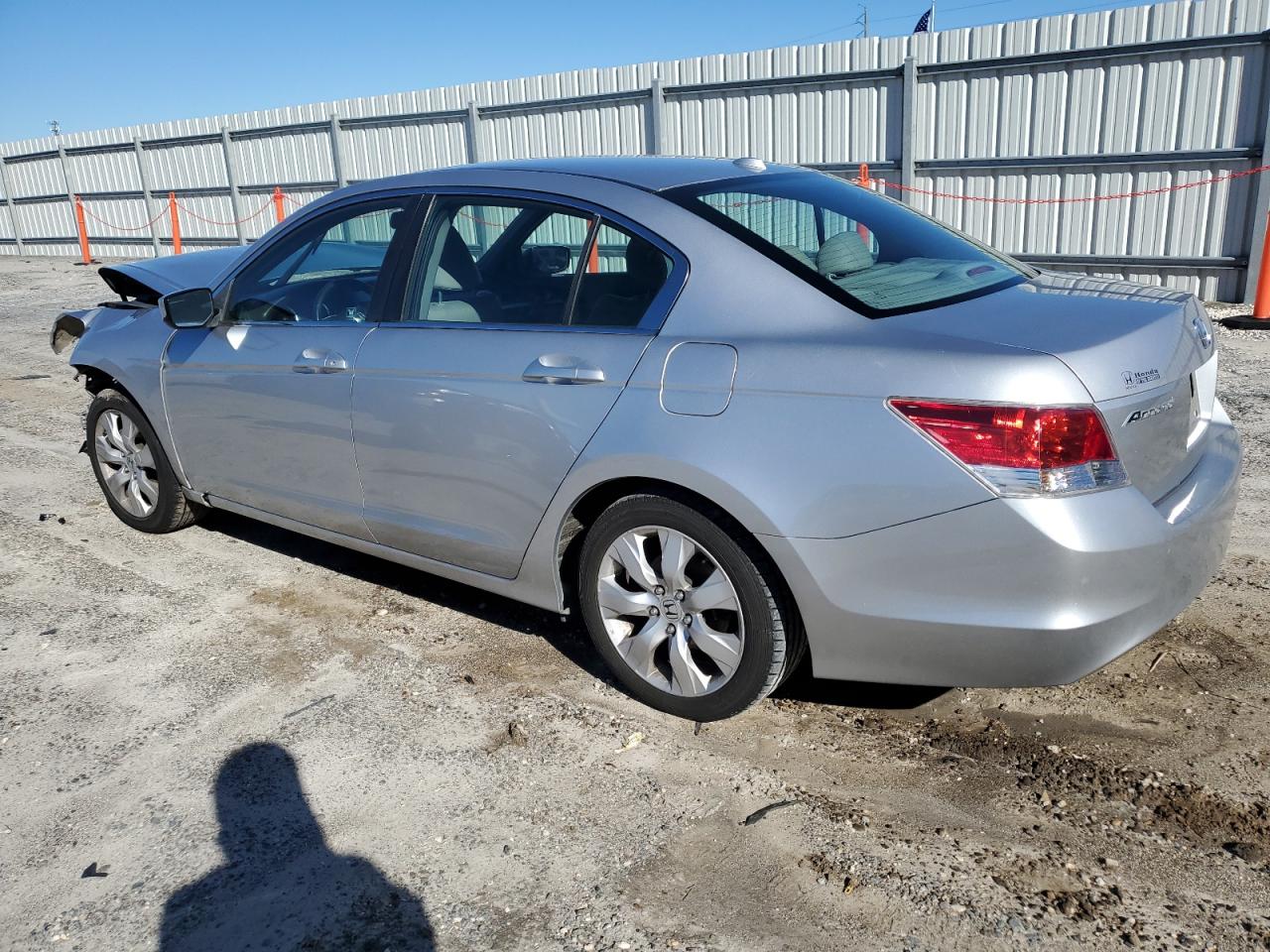 Изображение 2 2010 HONDA ACCORD EXL 2010 с VIN 1HGCP2F86AA135790