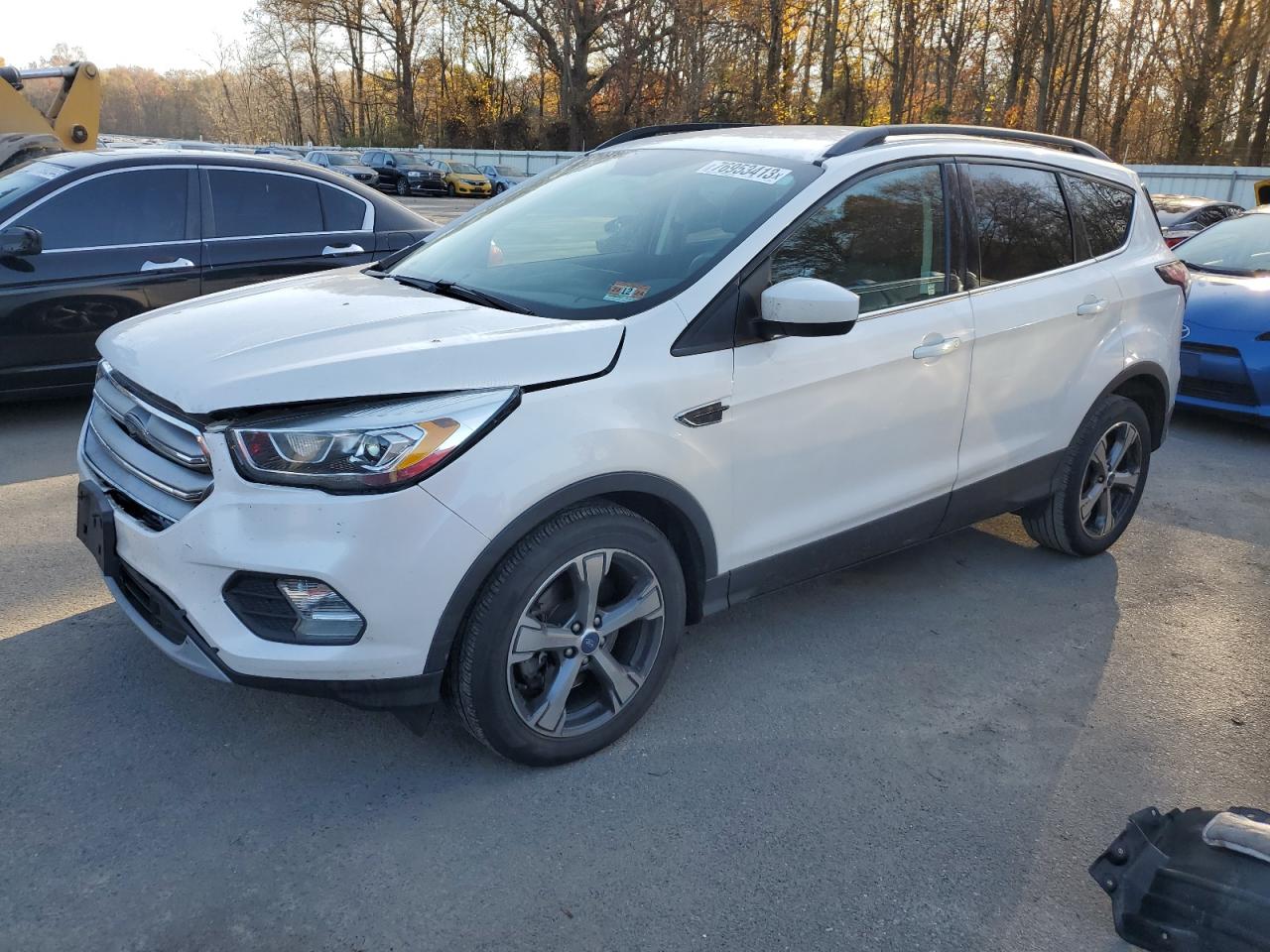 Image 1 of 2017 FORD ESCAPE SE 2017 with VIN 1FMCU9GDXHUC30840