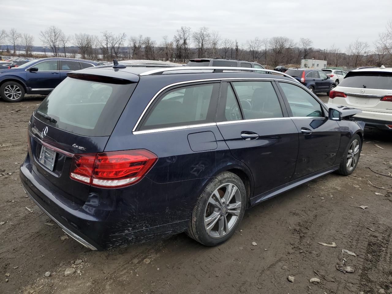Obraz 3 z 2014 MERCEDES-BENZ E 350 4MATIC WAGON 2014 z VIN WDDHH8JB8EB008164
