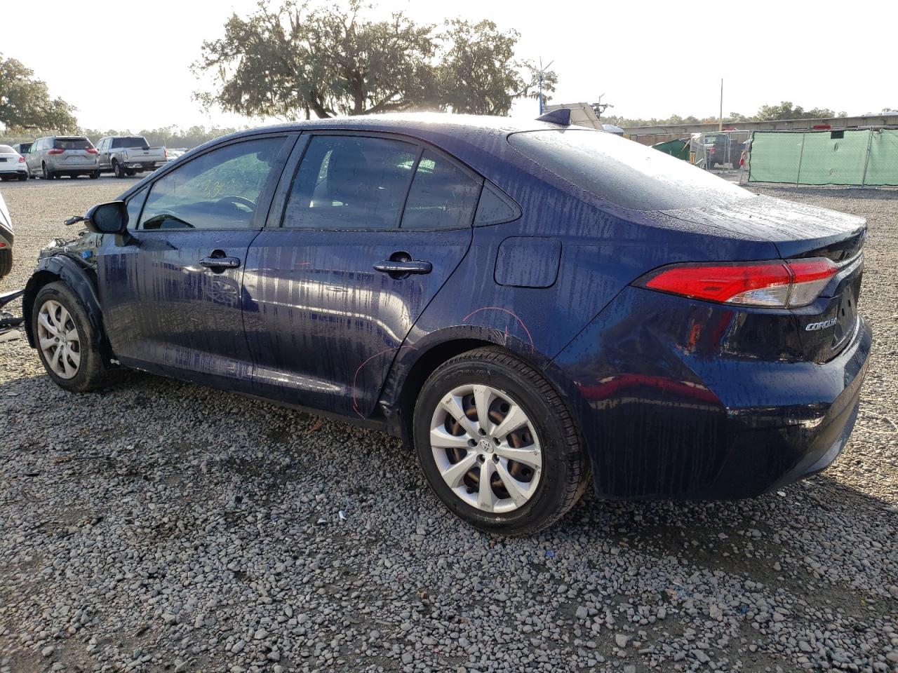 Image 2 of 2020 TOYOTA COROLLA LE 2020 with VIN JTDEPRAE4LJ063908