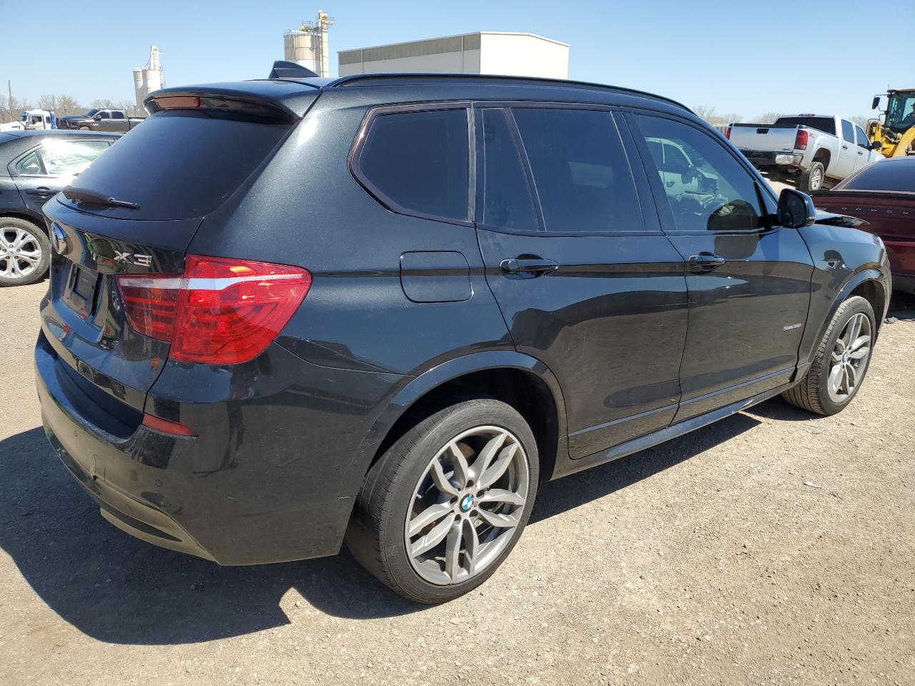 Image 3 of 2017 BMW X3 SDRIVE28I 2017 with VIN 5UXWZ7C50H0V84894