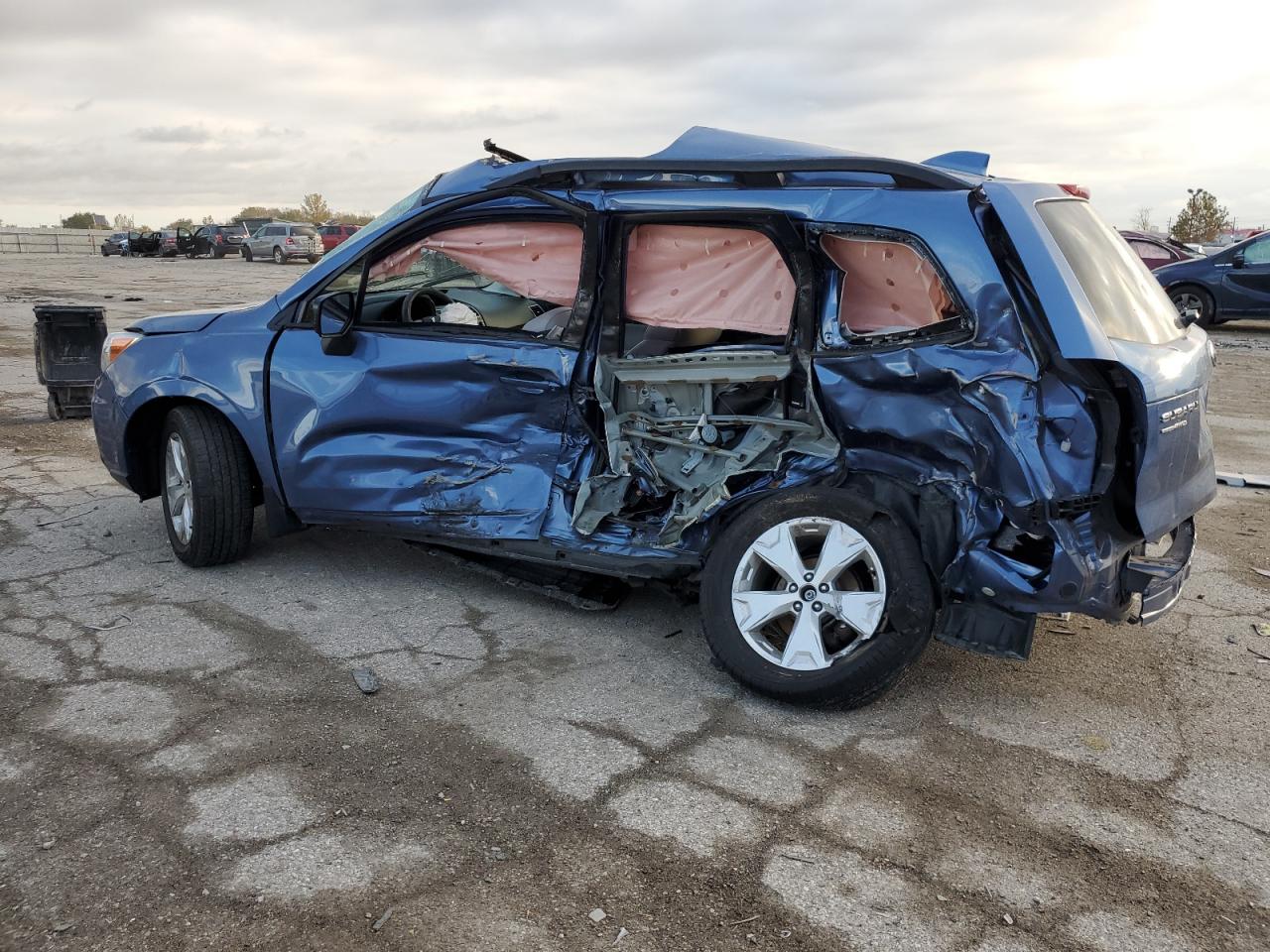 Image 2 of 2016 SUBARU FORESTER 2.5I PREMIUM 2016 with VIN JF2SJADC6GH537825